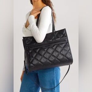 STEVE MADDEN Bbook Boxy Tote Bag & Pouch NWT